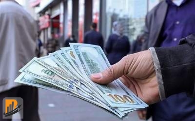 حمل و نگهداری بیش از 10،000 یورو یا معادل آن توسط هر شخص